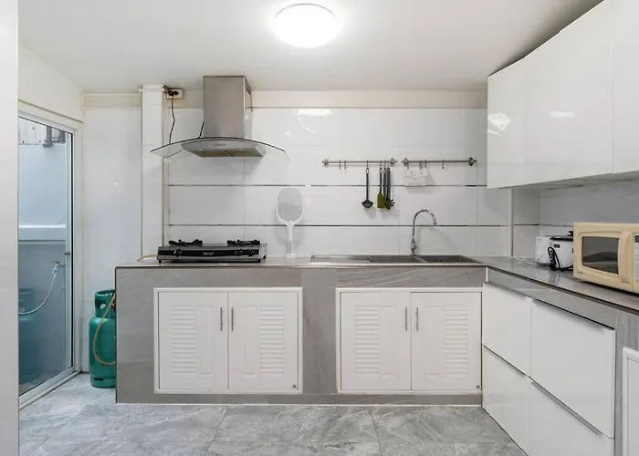 Miq 142 Huai Khwang_new4br/jodd Fair Villa *